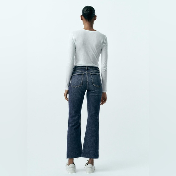 Zara TRF Mid-Rise Cropped Jeans - Picture 6 of 6